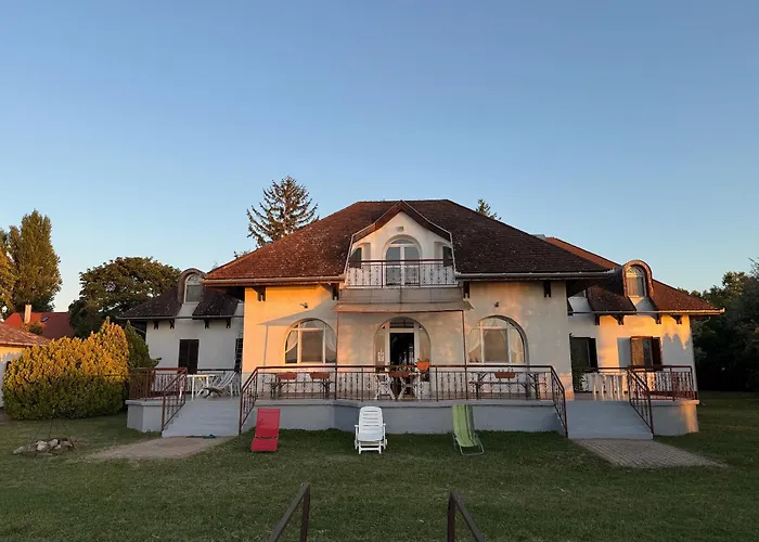 Aranyhidszallo Nocleg ze śniadaniem