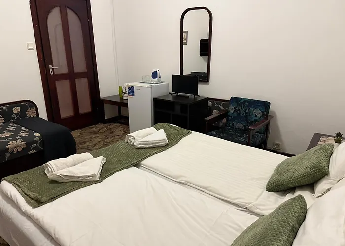 Bed & Breakfast Aranyhidszallo *