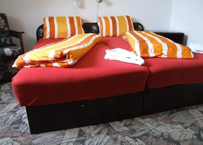 Aranyhidszallo Bed & Breakfast